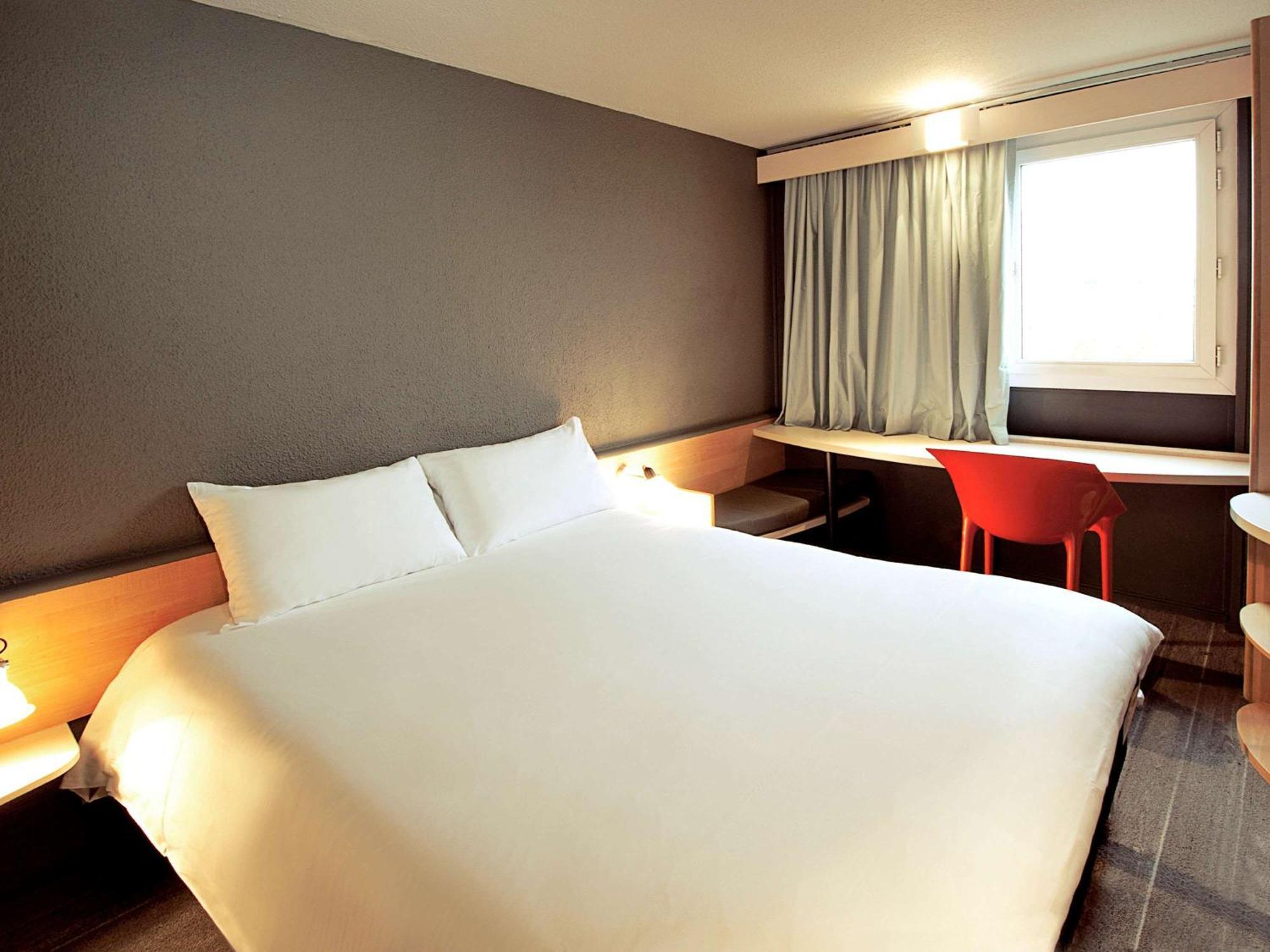 Ibis Hamburg Alsterring Hotel Exterior photo