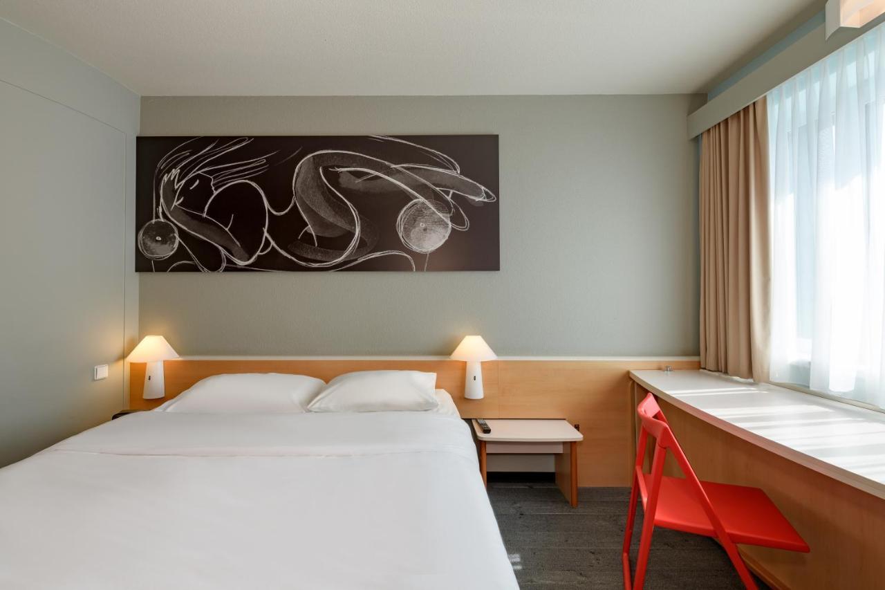Ibis Hamburg Alsterring Hotel Exterior photo