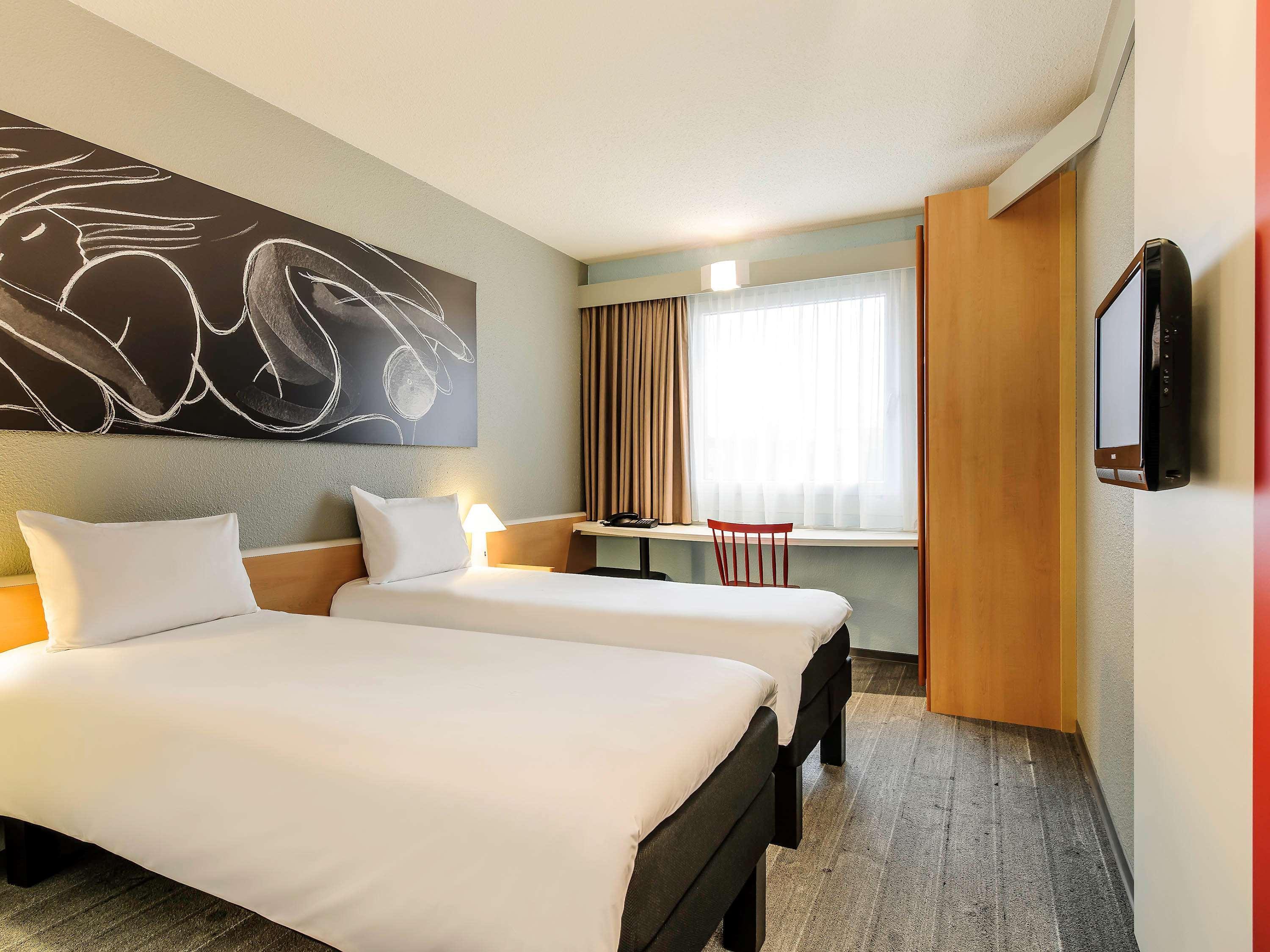 Ibis Hamburg Alsterring Hotel Exterior photo